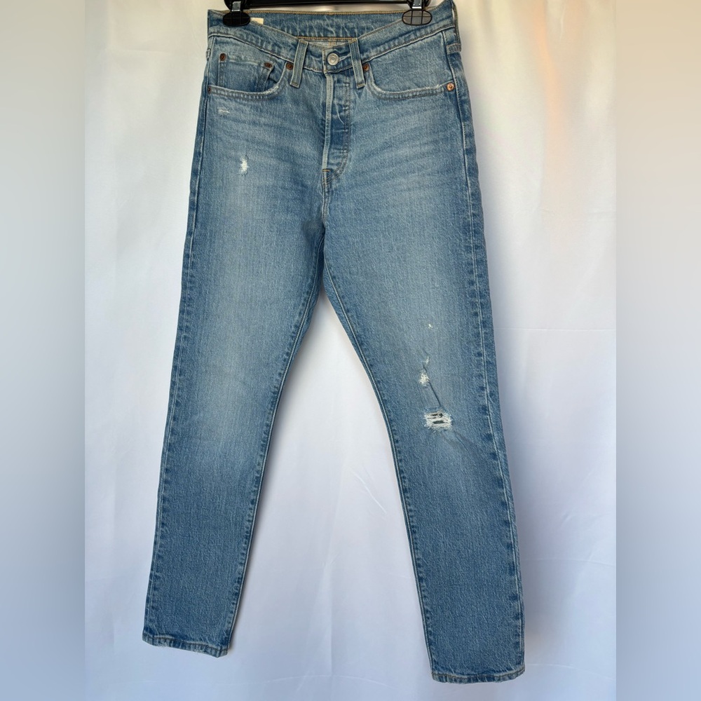 Levi's Women's 501 Skinny Jeans in Light Blue w26xl28